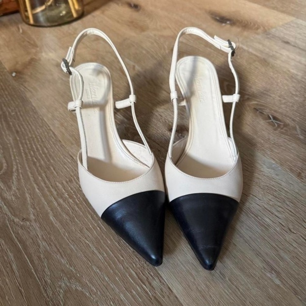 Max Mara beige and black leather kitten heels size 36 or US 6